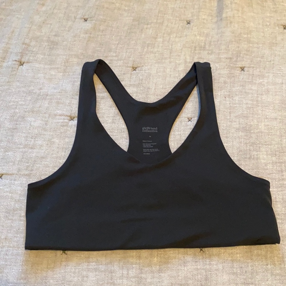 Sport bra size M